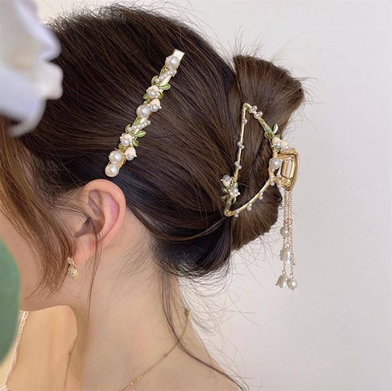 Chris Rubin Amana Hair Claw - Hair Accessories | Fashiongirl