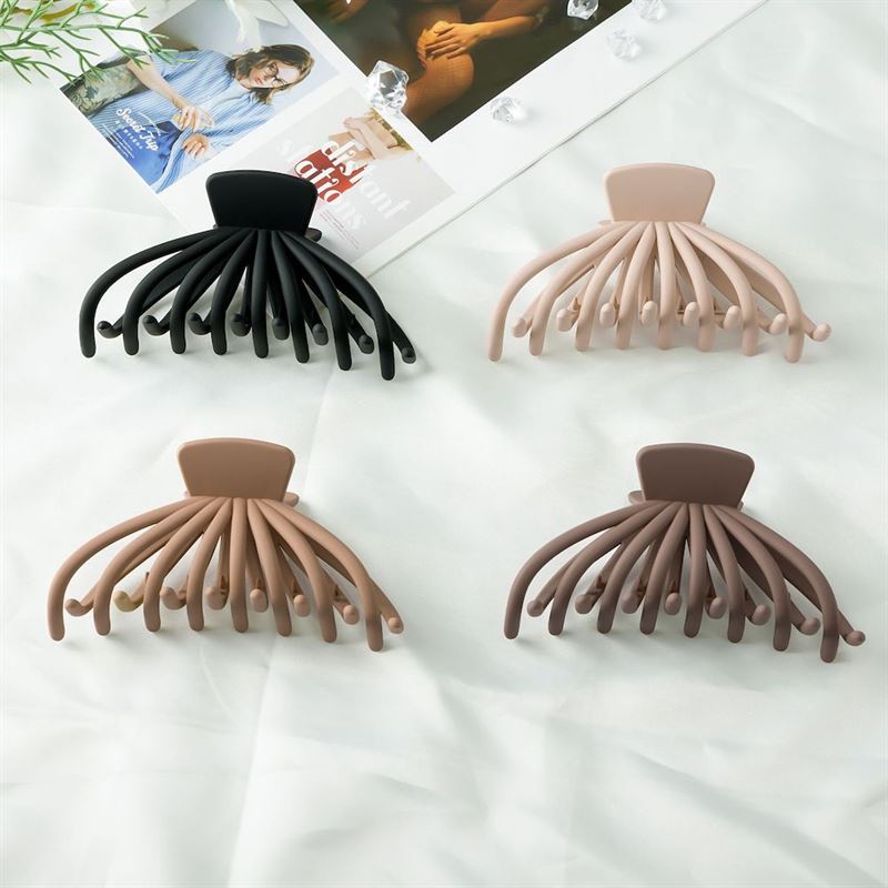 SOHO Elida Hair Claw - Sand - Hair Accessories