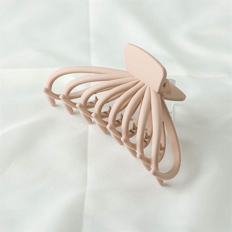 SOHO Elida Hair Claw - Sand - Hair Accessories