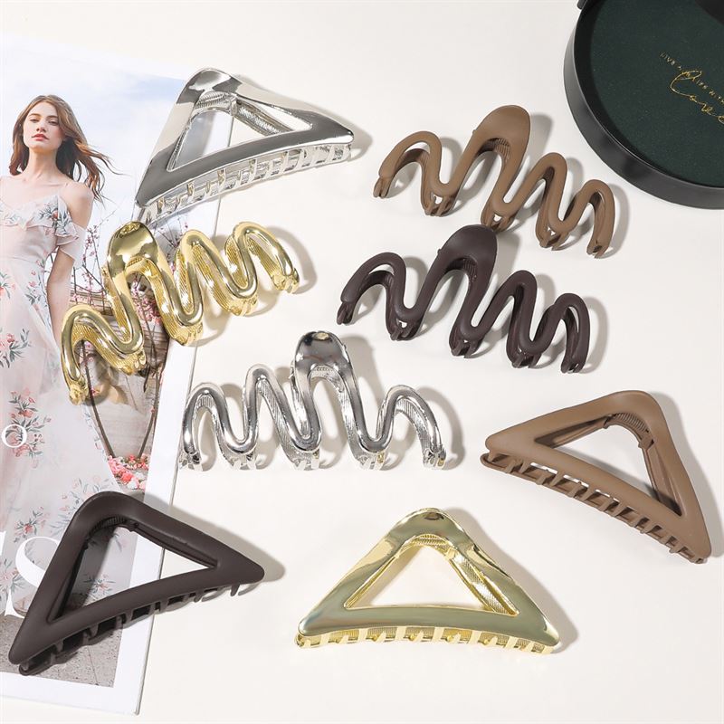 SOHO Malik Metal Hair Claw - Gold - Hair Accessories