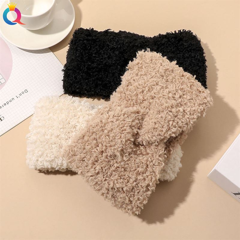 SOHO Ohto Hairband - Black - | Fashiongirl