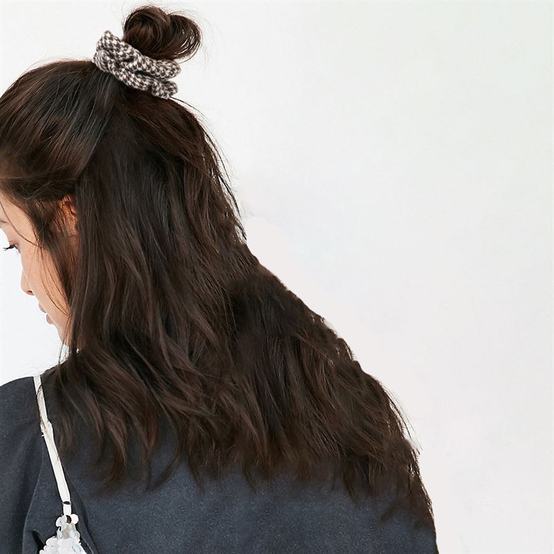 SOHO Pepita Scrunchie - Beige - Hair Accessories
