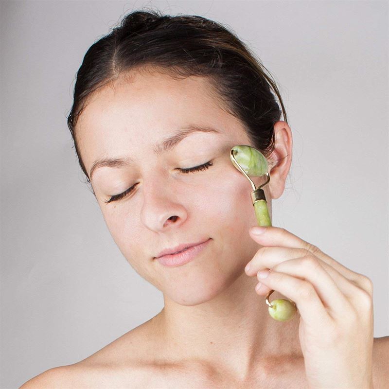 UNIQ Jade roller - Face rollers for beautiful skin - Black - | Fashiongirl